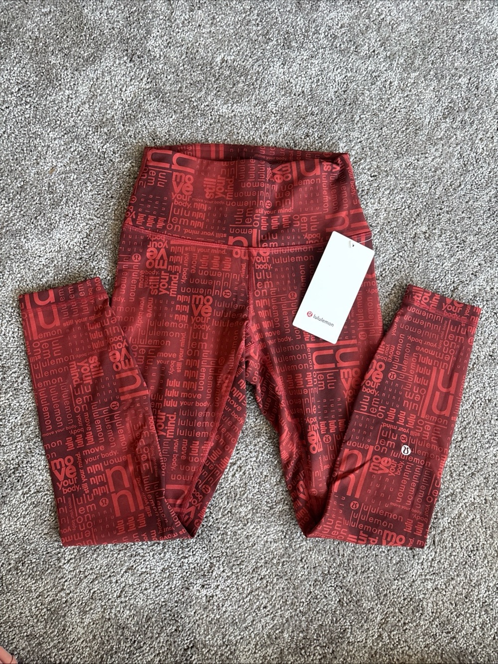 Lululemon Wunder Train Leggings NWT logo